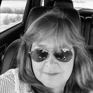 Meet your Posher, Teresa